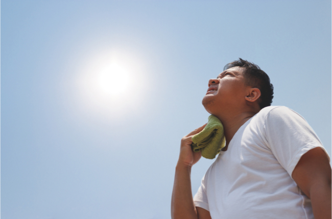 Ways to prevent heatstroke in Singapore's hot weather