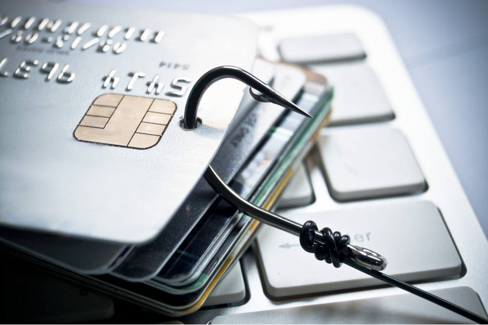 10 things you should know to prevent credit card hacks and frauds