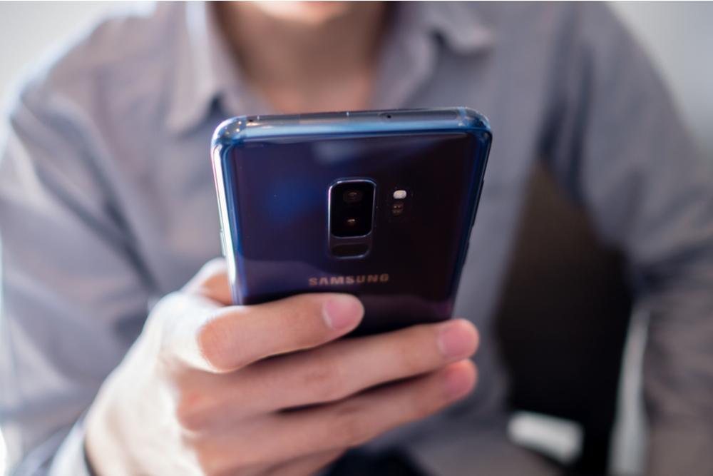 “Dear Senior,”: A Digital Inter-generational Pen Pal Corner