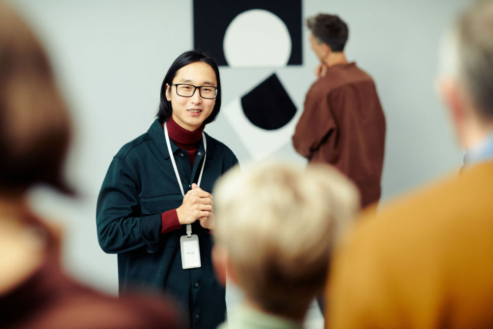 Guided Exhibition Tour: Directing the Real by Chua Mia Tee | TOYL