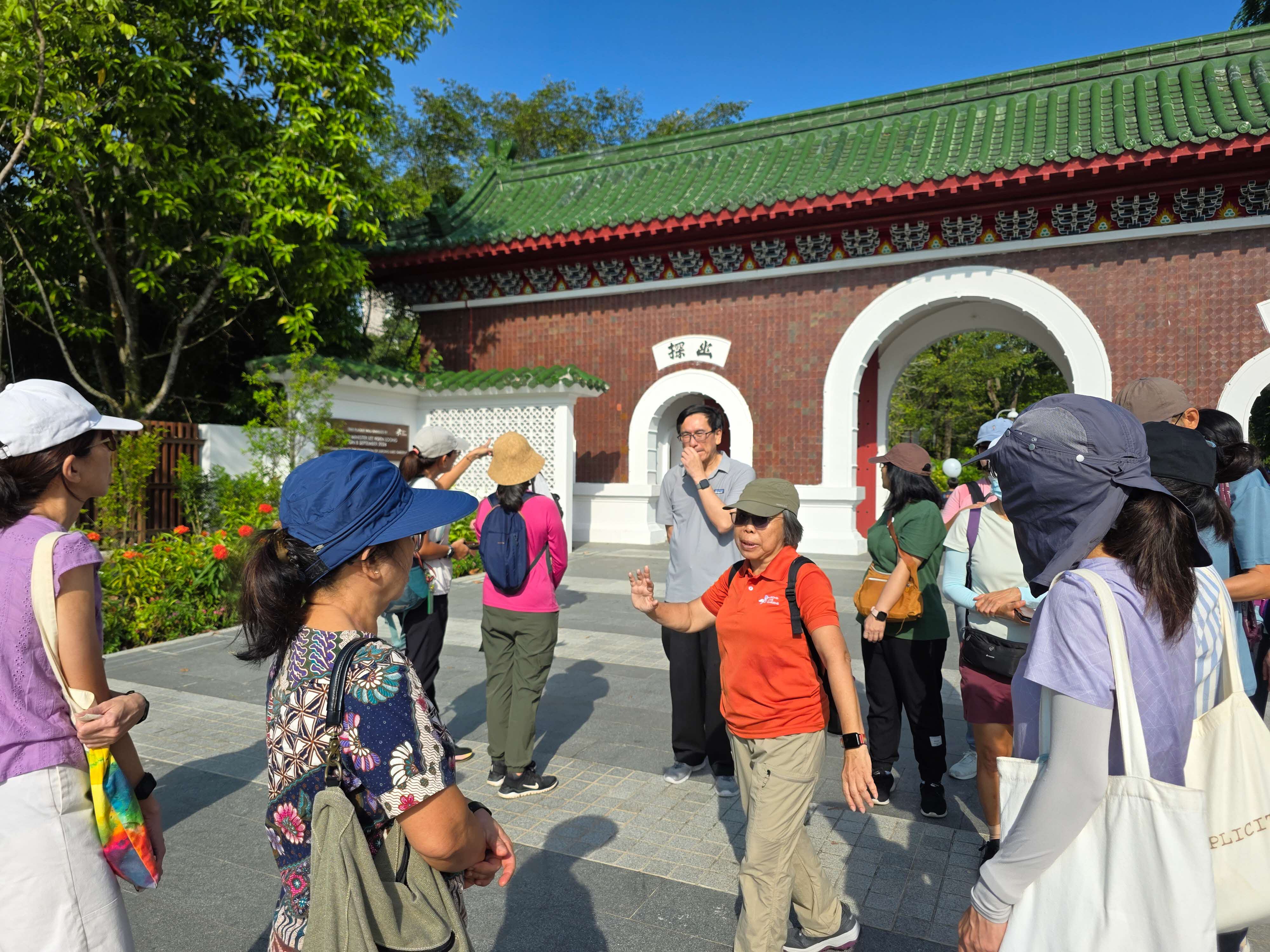 LBTL 2025: Chinese Garden Guided Tour (Session 1)