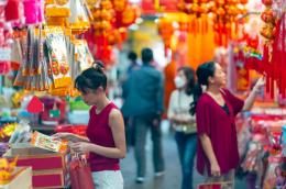Tales of Chinatown: From Lens to Street Photowalk